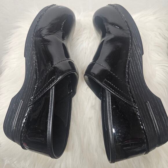 Dansko Black Patent Leather Professional Clogs - Picture 10 of 10